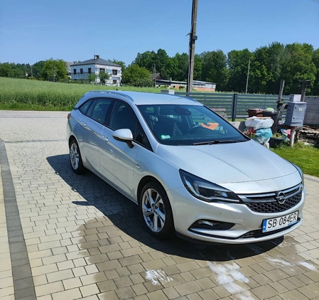 Opel Astra cena 47000 przebieg: 162900, rok produkcji 2019 z Biała małe 56
